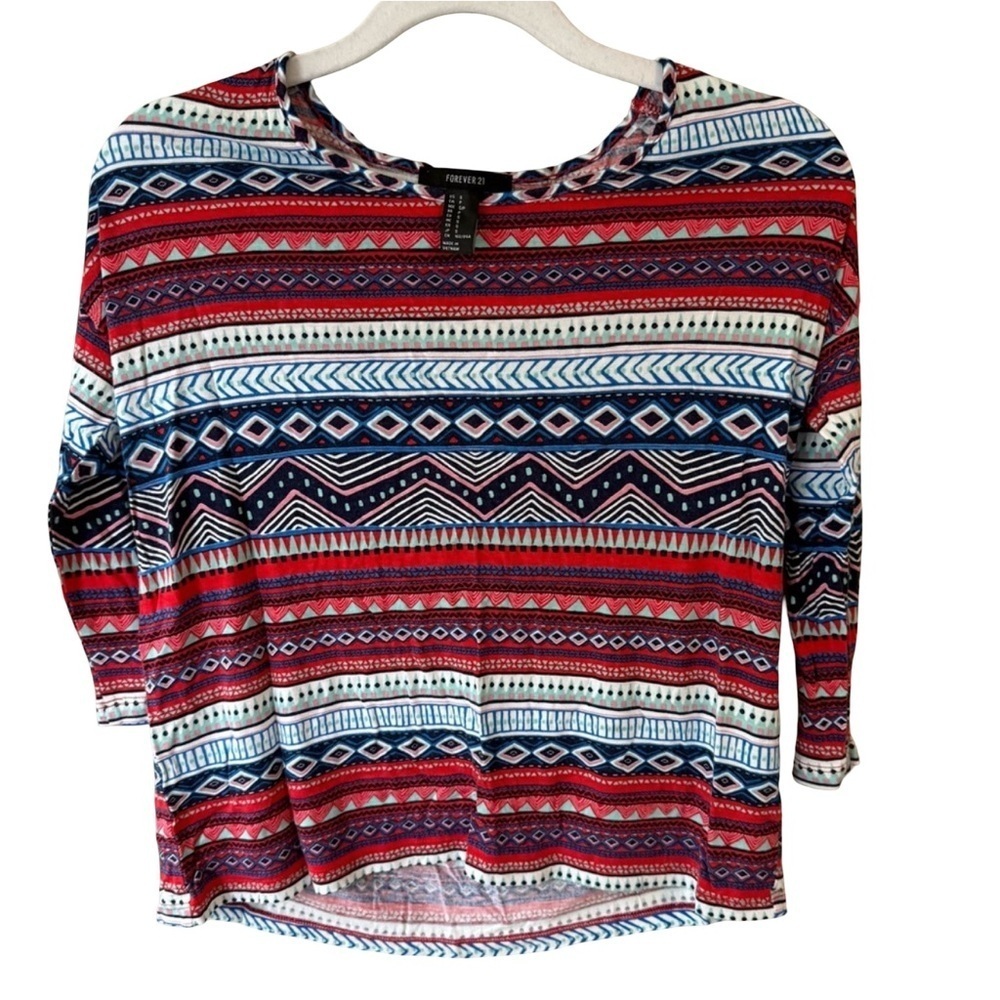 Forever 21 Boxy Red and Blue Crop Top Women’s D